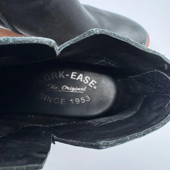 Kork Ease Chandra Black Leather Ankle Booties Wedge Heel Zipper Women Size 6M - Picture 8 of 9